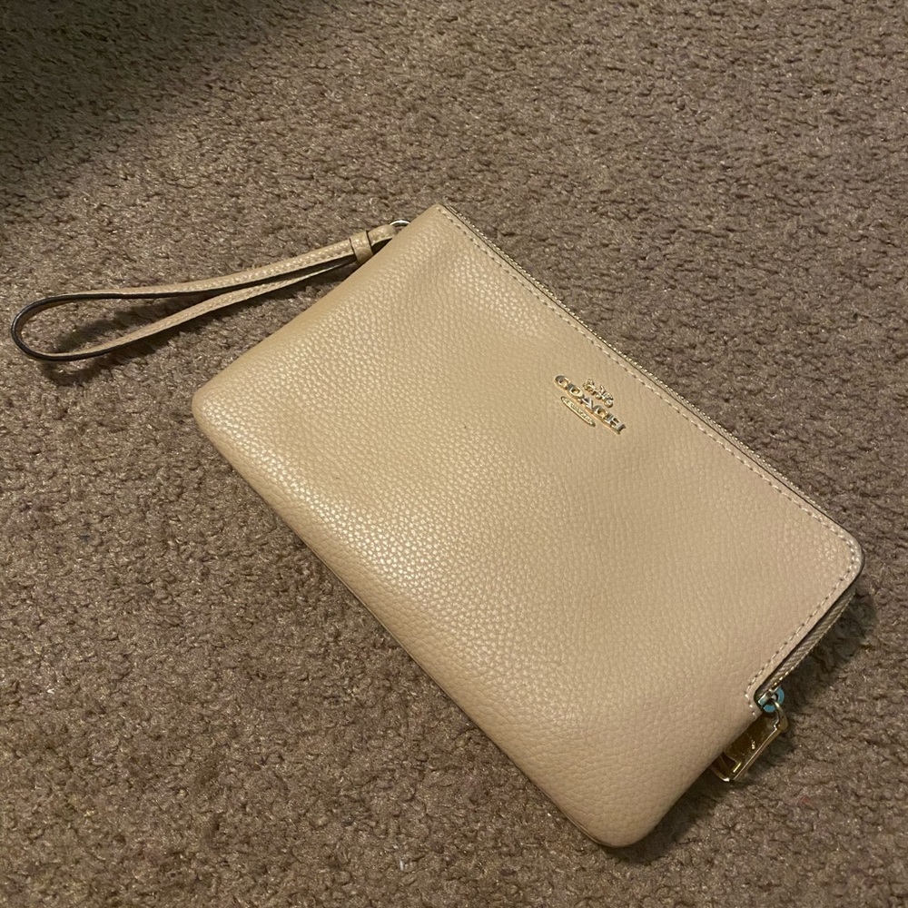 Coach Wallet/Wristlet💕